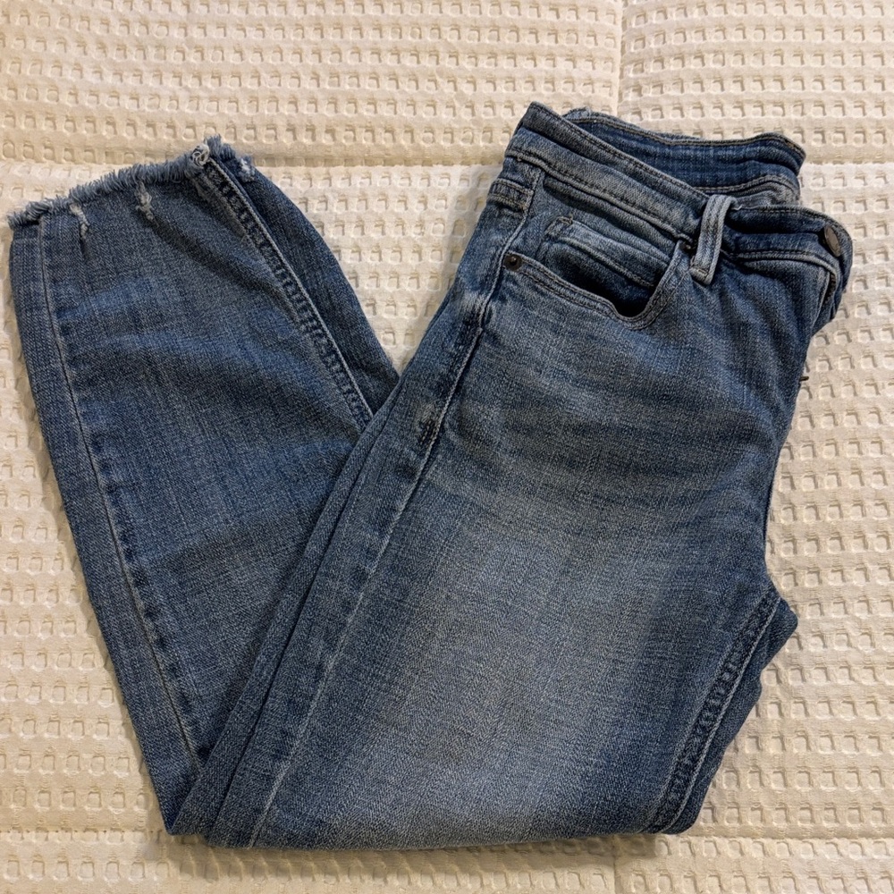 Cosmic Blue Love Skinny Jeans – Size 25 – Light Wash Distressed Cuff Fall Denim